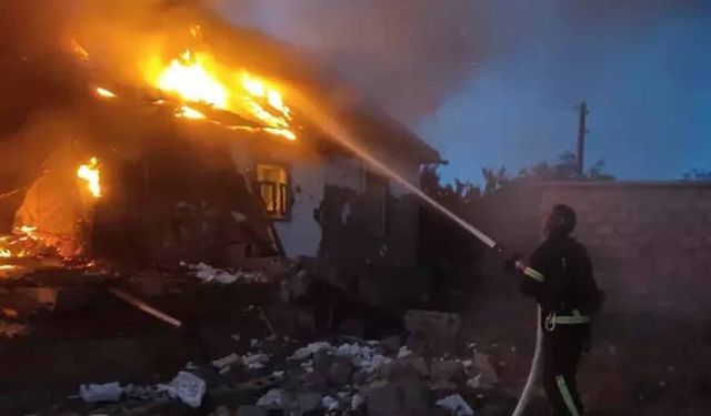 Rusya'nın Füze Saldırısı: Ukrayna'nın Nikopol ve Mikolayiv Kentleri Hedef Alındı