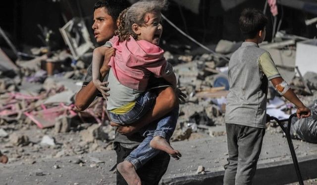 Gazze'deki Saldırılarda Yeni Şehitler: Son 24 Saatte 32 Filistinli Hayatını Kaybetti