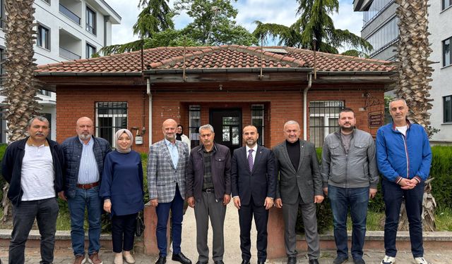 AK Parti İl Başkanı Umut Güçlü, Merkez Mahalle Muhtarlarını Ziyaret Etti