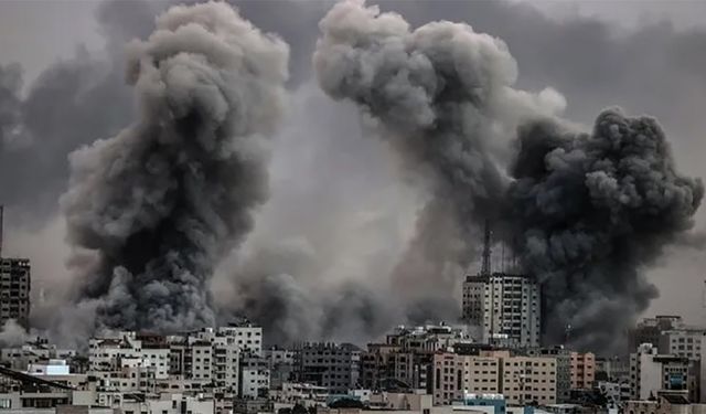 İsrail ordusu, Refah'taki binaları hedef aldı!