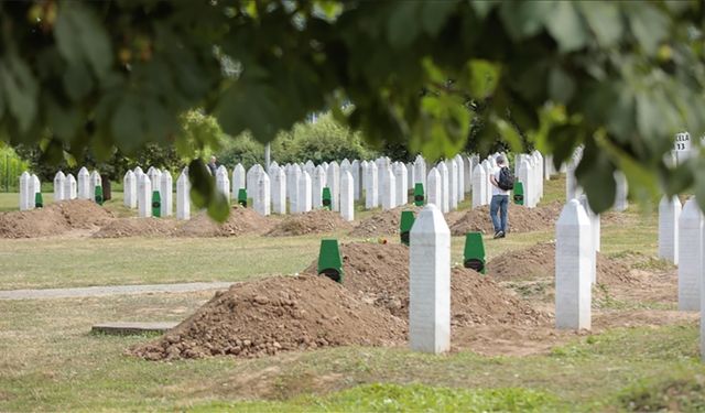 Srebrenitsa Soykırımı Sorumlularından 45'i 699 Yıl, 4'ü Müebbet Hapis Aldı