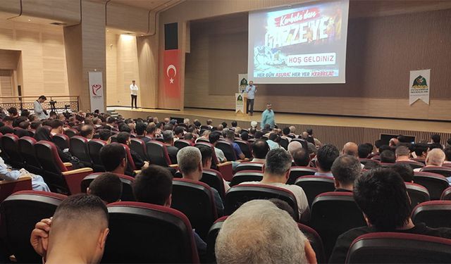 İstanbul'da Kerbela'dan Gazze'ye Temalı Aşure Programı Düzenlendi