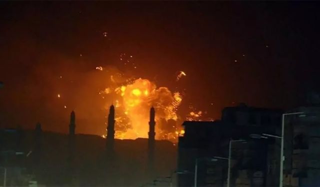 İsrail Savaş Uçakları Yemen'deki Sivil Hedefleri Vurdu