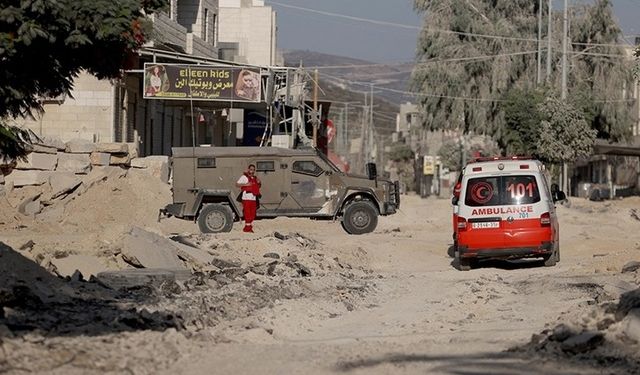 Filistin Kızılayı: İsrail'in Cenin'deki İnsani Yardımları Engellemesinden Endişeliyiz