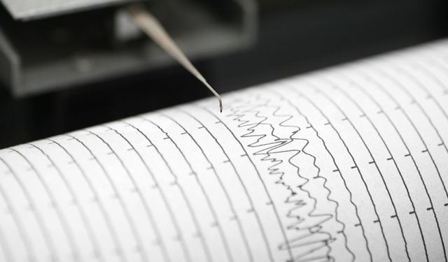 Japonya’da 6,9 Büyüklüğünde Deprem!