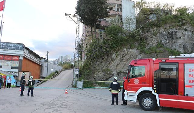 Canik'te Yeni Bir Heyelan: 5 Katlı Binada Tahliye