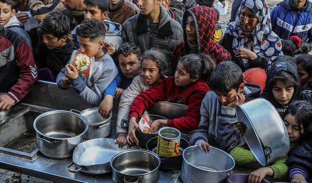 Gazze'deki hükümet: Kıtlık artık bir tehdit değil, acı bir gerçek