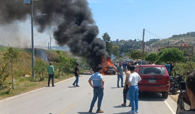 İşgalciler Güney Lübnan’da bir aracı hedef aldı: 1 şehit, 1 yaralı