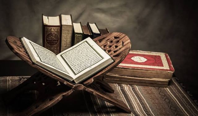 Kur'ân: Arştan Ferşe Uzanan İlahi Hitap