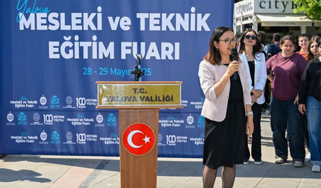 Yalova'da Mesleki ve Teknik Eğitim Fuarı Kapılarını Açtı