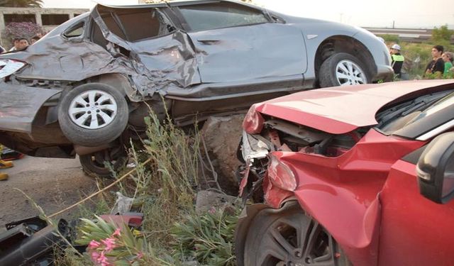 Bayram Tatilinde 32 Kişi Trafik Kazalarında Hayatını Kaybetti