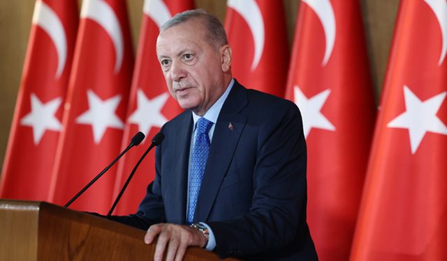 Ahlat'ta konuşan Cumhurbaşkanı Erdoğan'dan ekonomi ve Gazze çıkışı