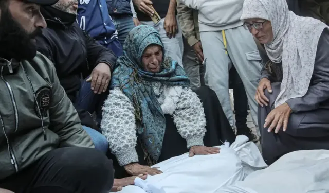 Gazze’de Açlıktan Ölenlerin Sayısı 271’e Yükseldi
