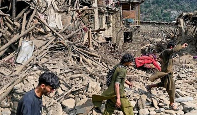 Afganistan’da 6 Büyüklüğünde Deprem: Can Kaybı 1411’e Yükseldi