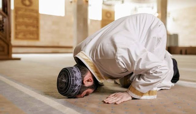 Namaz Sevabı Eksik mi Yazılıyor? İşte Hadisin Detayları