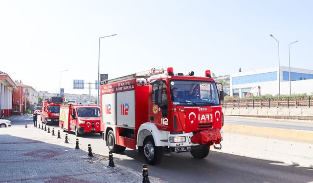 Yalova İtfaiyesi 7/24 Görevde: “İtfaiyecilerimizin Emeği Hayatidir”