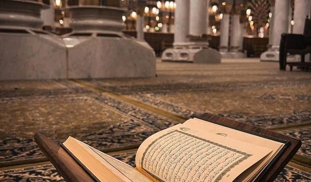 Kur’an’dan Uyarı: Dünya Bir Oyun, Ahiret Gerçek Hayattır