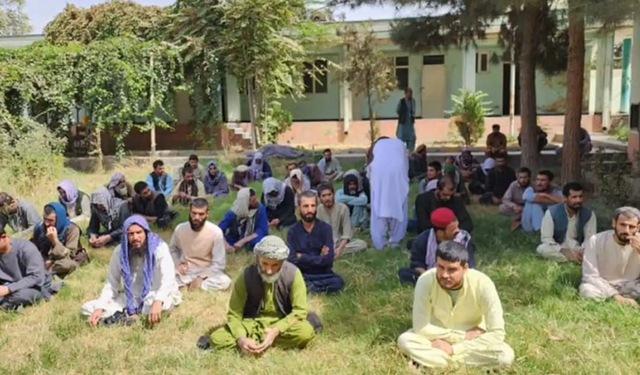 Afganistan’ın Bağlan Vilayetinde 4 Binden Fazla Kişi Uyuşturucu Bağımlılığından Kurtuldu!