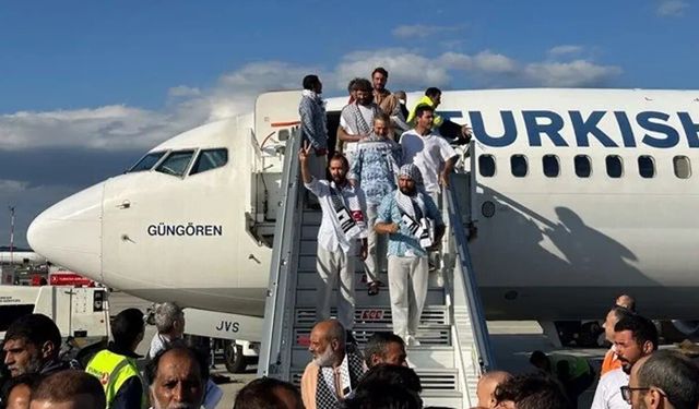 İşgalci İsrail Tarafından Alıkonulan 15 Türkiyeli Aktivist İstanbul’a Döndü
