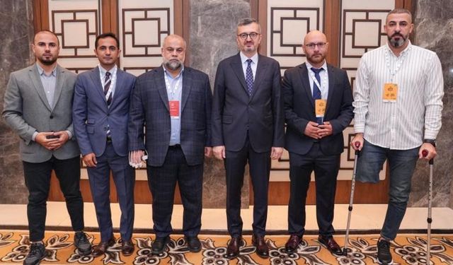 İletişim Başkanı Duran, Gazze’deki cesur gazetecilerle bir araya geldi