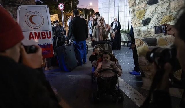 Kudüs’te Tedavileri Tamamlanan 70 Gazzeli Evlerine Döndü