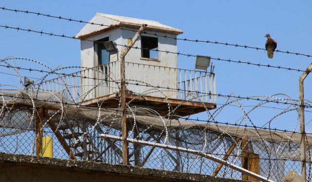 Gazzeli Tutuklular Hapiste Açlık ve İşkenceyle Katledildi!