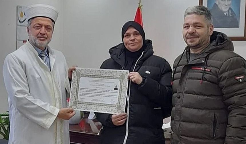 Alman Turist Sakarya'da Müslüman Oldu...