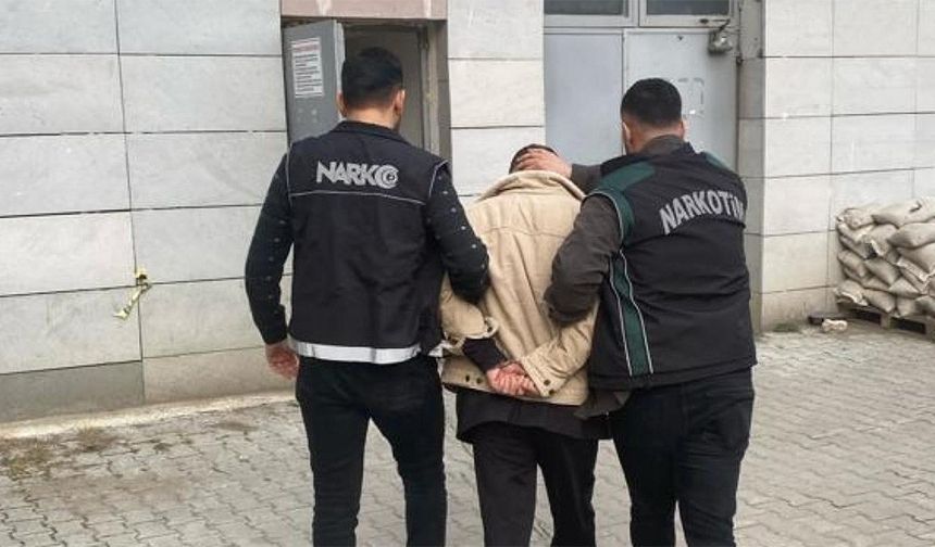 Yalova'da Kendilerini Polis Olarak Tanıtan 4 Kişi Tutuklandı