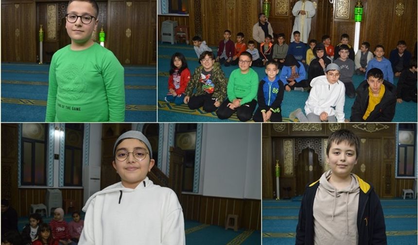 Cami İmam Hatibi, Teravih Namazına Devam Eden Çocukları Ödüllendirdi