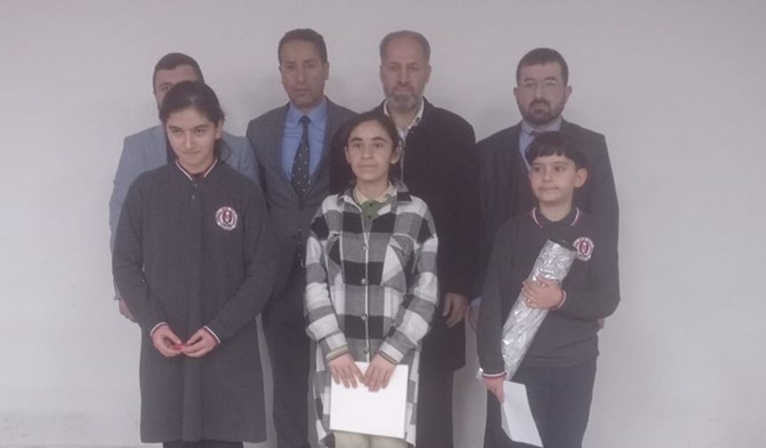 Erzincan'da Siyer Yarışması Kazananları Ödüllerini Aldı