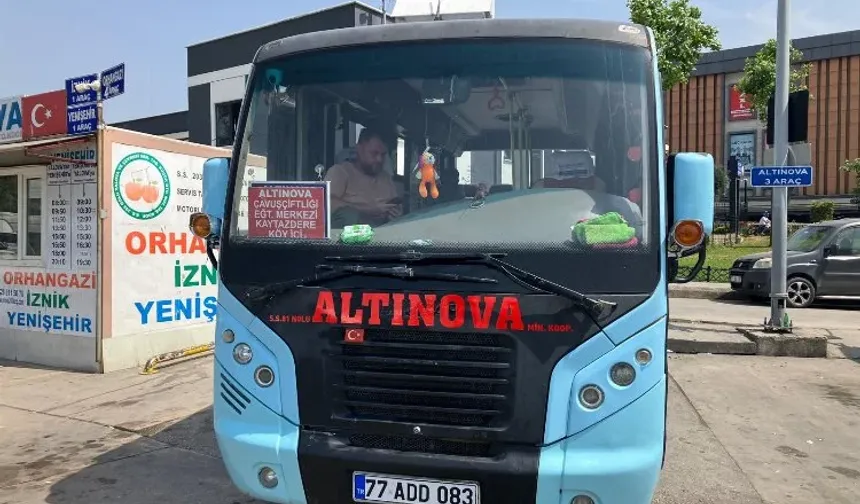 Altınova’da minibüs saatleri değişti!