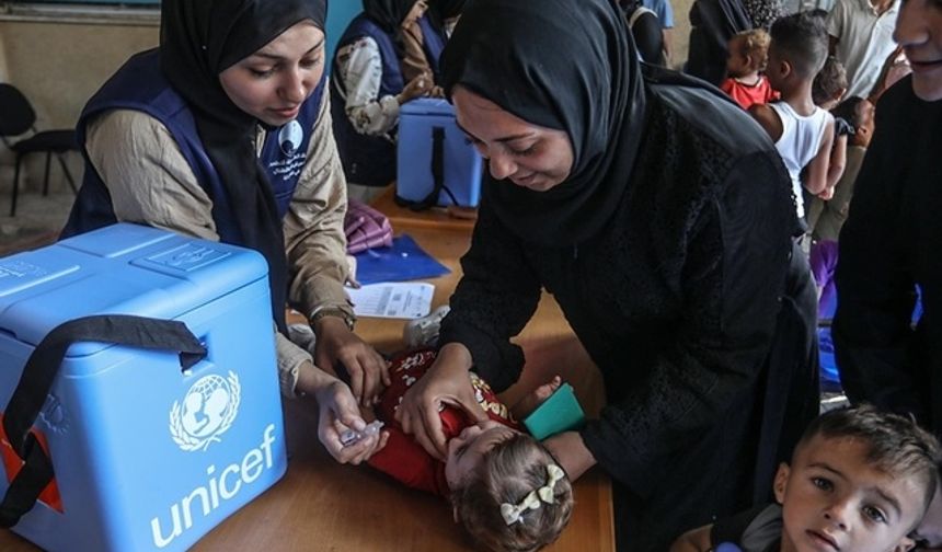 Gazze'deki Çocuk Felci Aşı Kampanyasında 443 Bin Çocuk Aşılandı