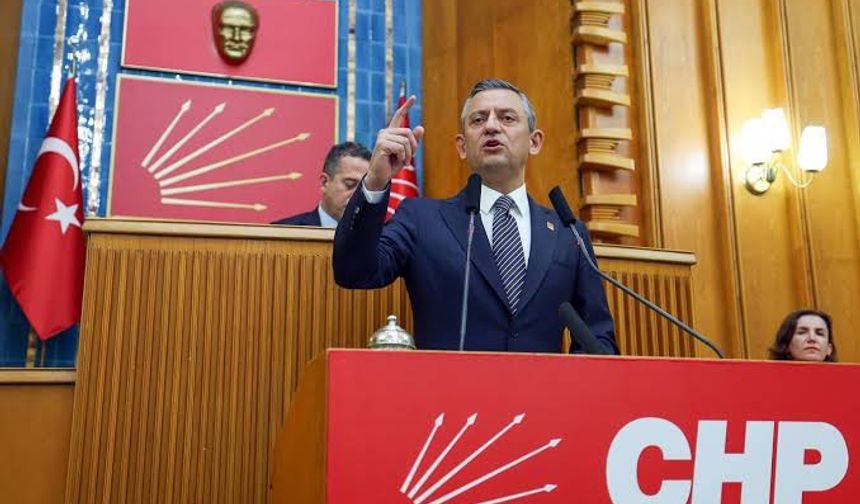 Özgür Özel'den Yeni Sokak Çağrısı: “81 İlde Meydanlara Çıkın”
