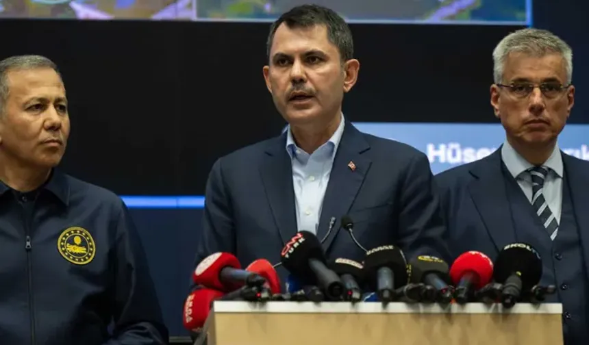 İstanbul'da Deprem Sonrası Hasarlı Binalar Tespit Edildi