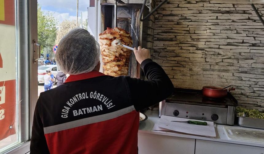 Döner satışı yapılan işletmelere denetim yapıldı