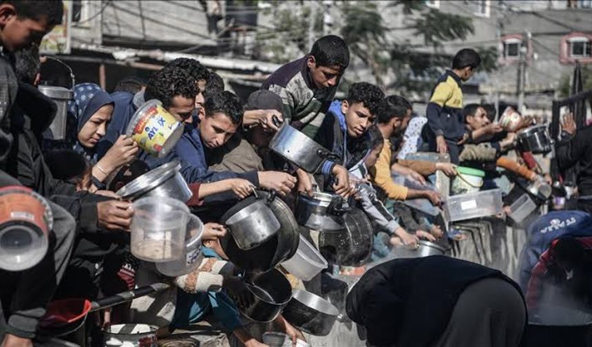 Hamas'tan Son Dakika: Aç Bırakma Politikası Bir Savaş Suçudur!