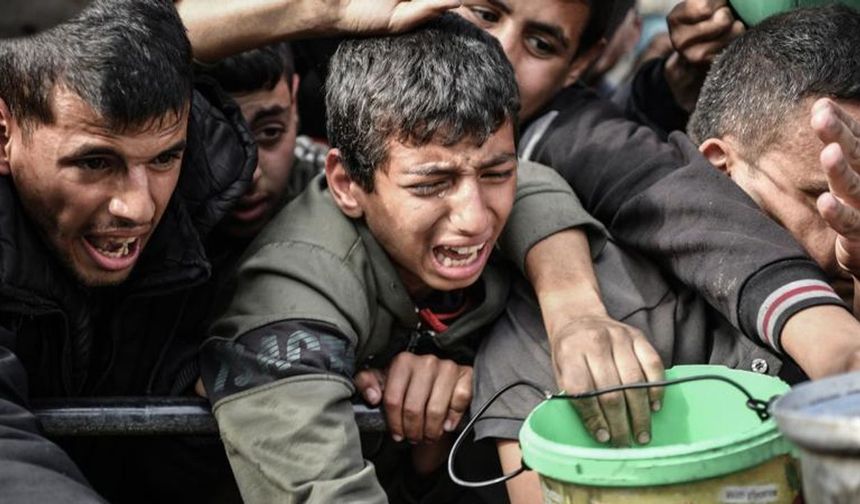 Hamas: İşgalcilerin Yardımları Engellemesi Gazze'deki Kıtlığı Derinleştiriyor"