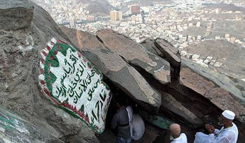 İslâm’ın Doğuşuna Beşik: Neden Arabistan?