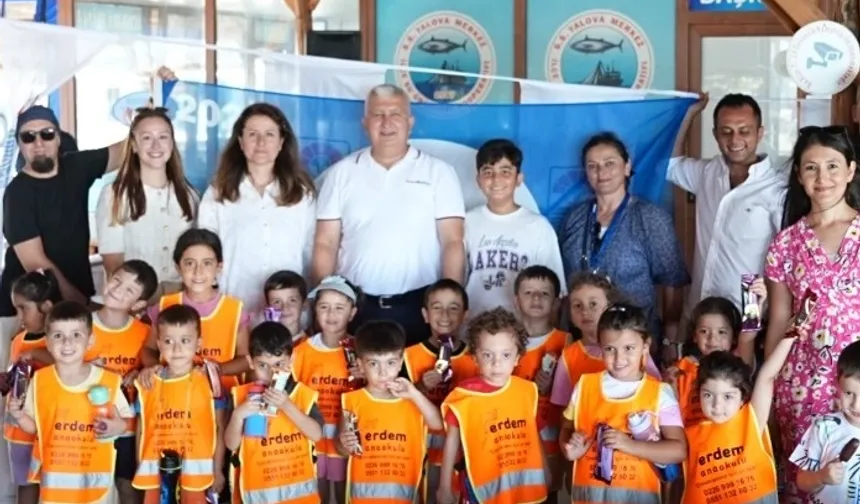 Yalova’da “Mavi Yarınlar” Projesi: Çocuklar, Deniz Temizliğini Robotla Öğrendi