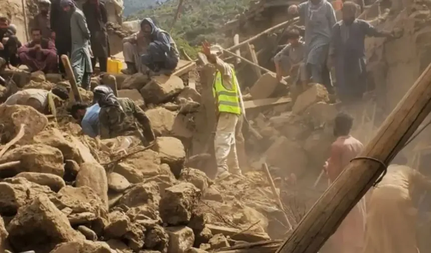 Afganistan’da Deprem Felaketi: Can Kaybı 3 Bini Aştı, Yaralı Sayısı 4 Bin