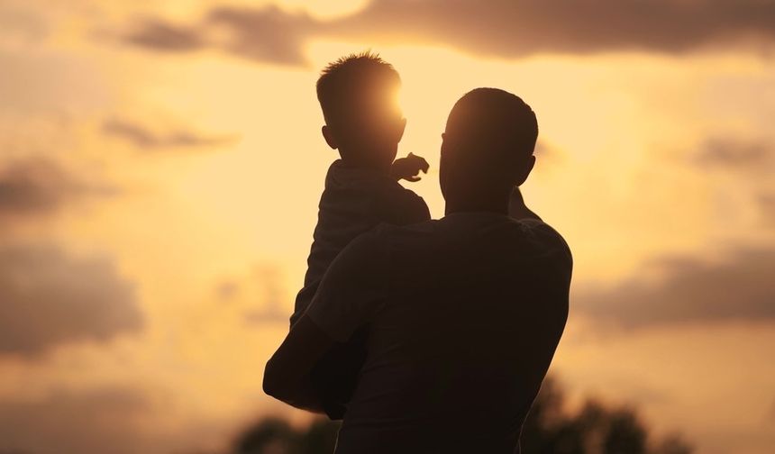 Baba Figürünün Çocuklukta Bıraktığı İzler: Varlık mı, Yokluk mu?
