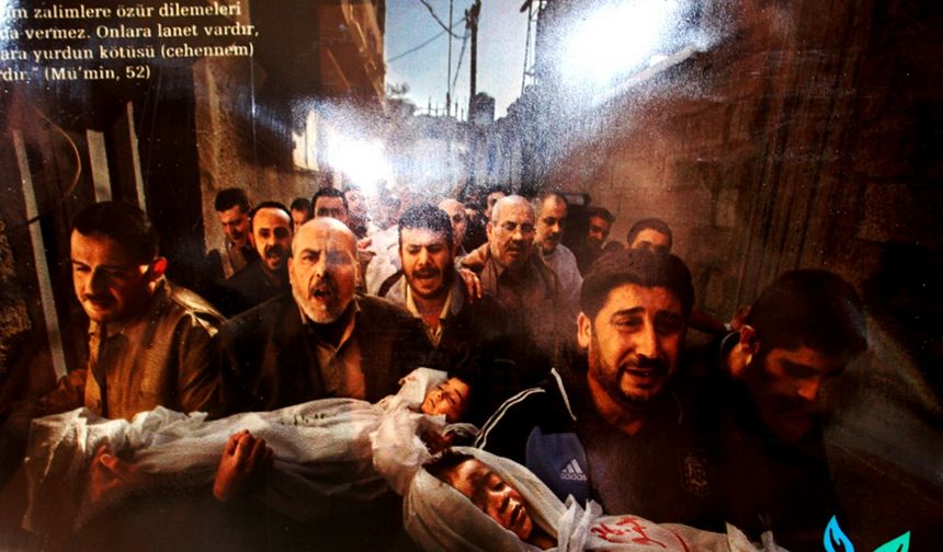 Müslüman Zor Durumdaki Kardeşine Nasıl Davranmalı, Zâlime Nasıl Boykot Uygulamalı?