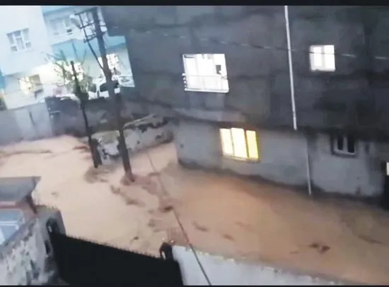0X0 Sele Kapilan 3 Kadin Kurtarildi 1 Cocuk Kayip 1711137504270